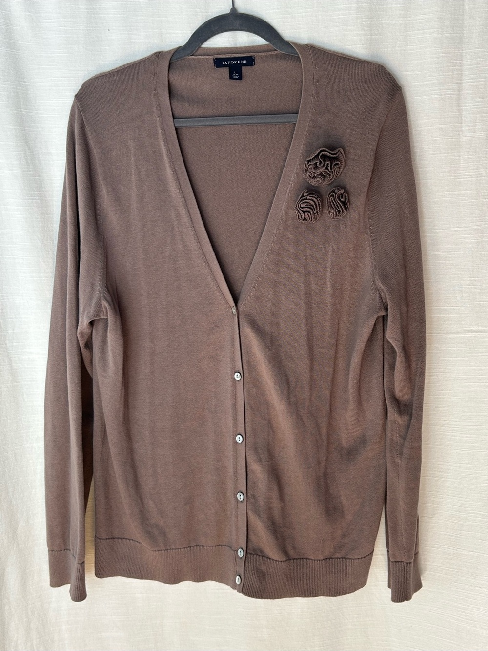 Lands' End Women's Taupe Brown V-Neck‎ Preppy Button Cardigan w/ Floral Appliqué